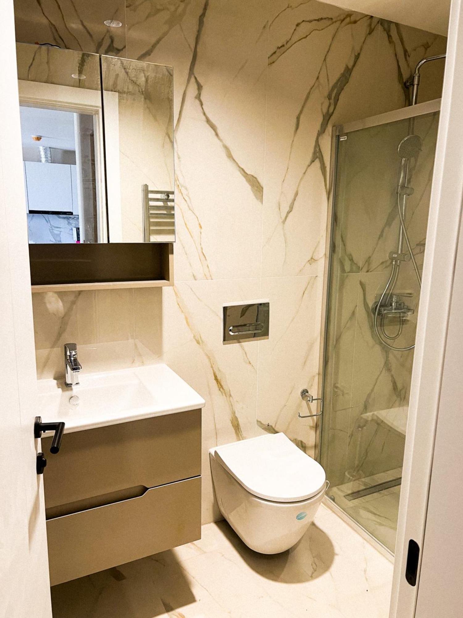 180° View Apartment In Diamond Building Skopie Exterior foto